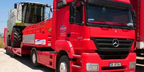 Lowbed Araç İle Tarım Makineleri Taşımacılığı