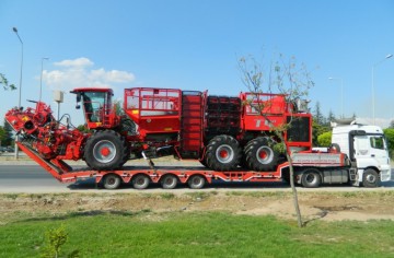 Tarım Makinası Nakliyesi